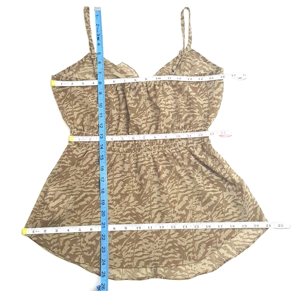 GUESS Sheer Animal Print Ruffl Breezy Strap Blouse - Picture 5 of 7